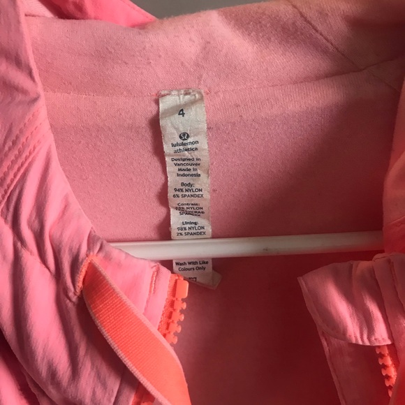 Lulu lemon jacket - Picture 3 of 3